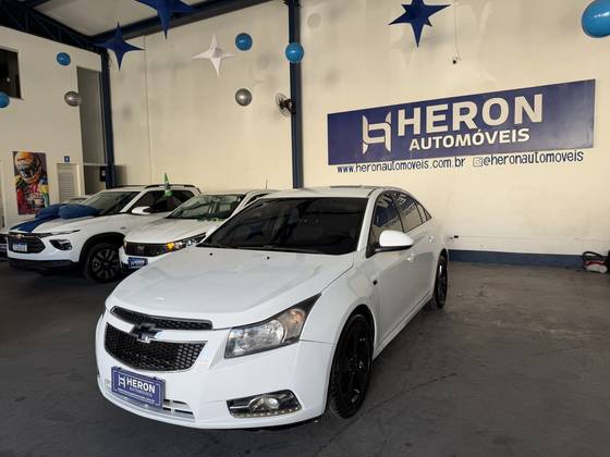 CHEVROLET CRUZE 1.8 LT 16V FLEX 4P AUTOMÁTICO CHEVROLET CRUZE 1.8 LT 16V FLEX 4P AUTOMÁTICO